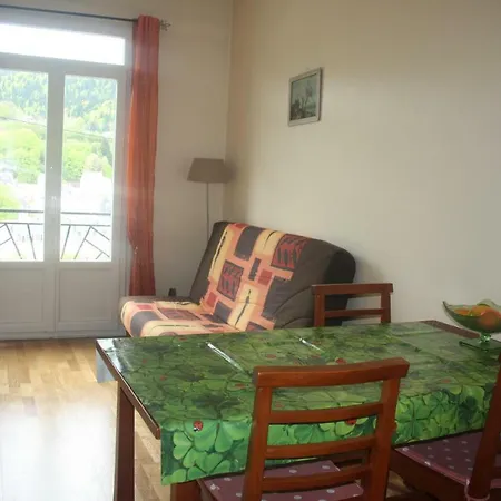 Roger Nicole Apartment